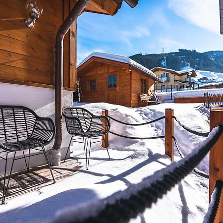 Dorfchalets & Apartments - Authentic Experience In Centre Of Kaprun Including Tauernspa And Summercard Exterior photo