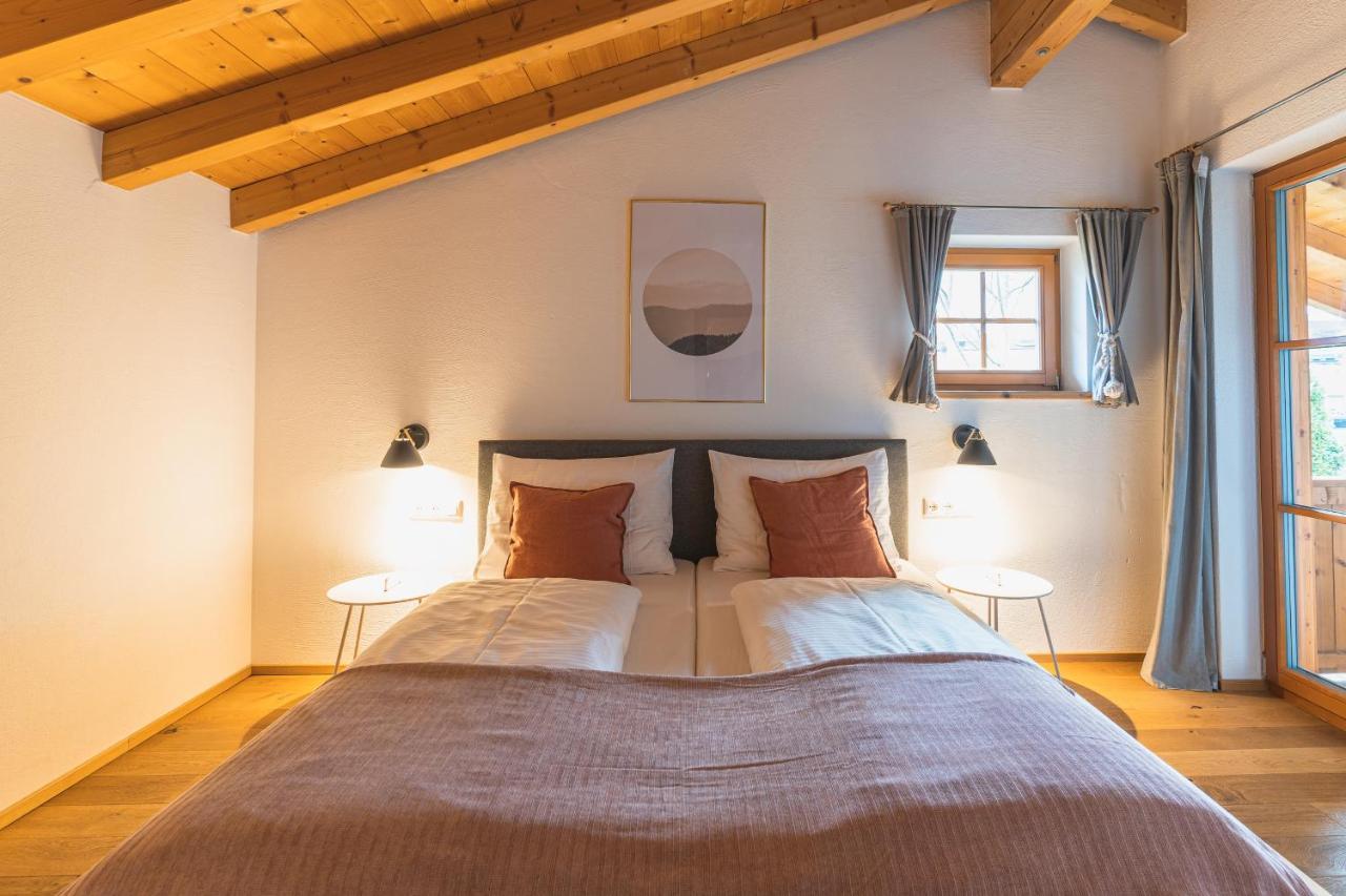 Dorfchalets & Apartments - Authentic Experience In Centre Of Kaprun Including Tauernspa And Summercard Exterior photo