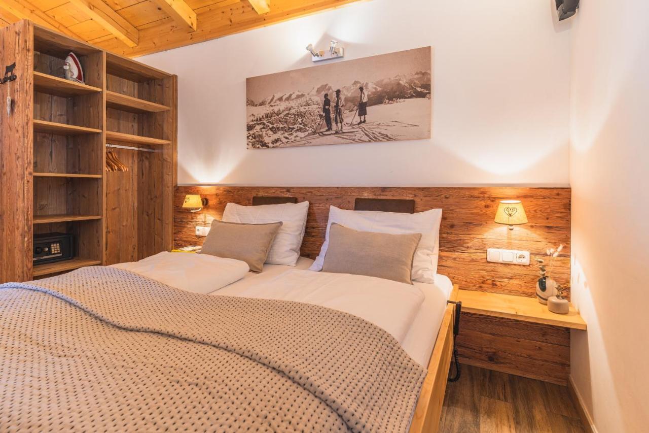 Dorfchalets & Apartments - Authentic Experience In Centre Of Kaprun Including Tauernspa And Summercard Exterior photo