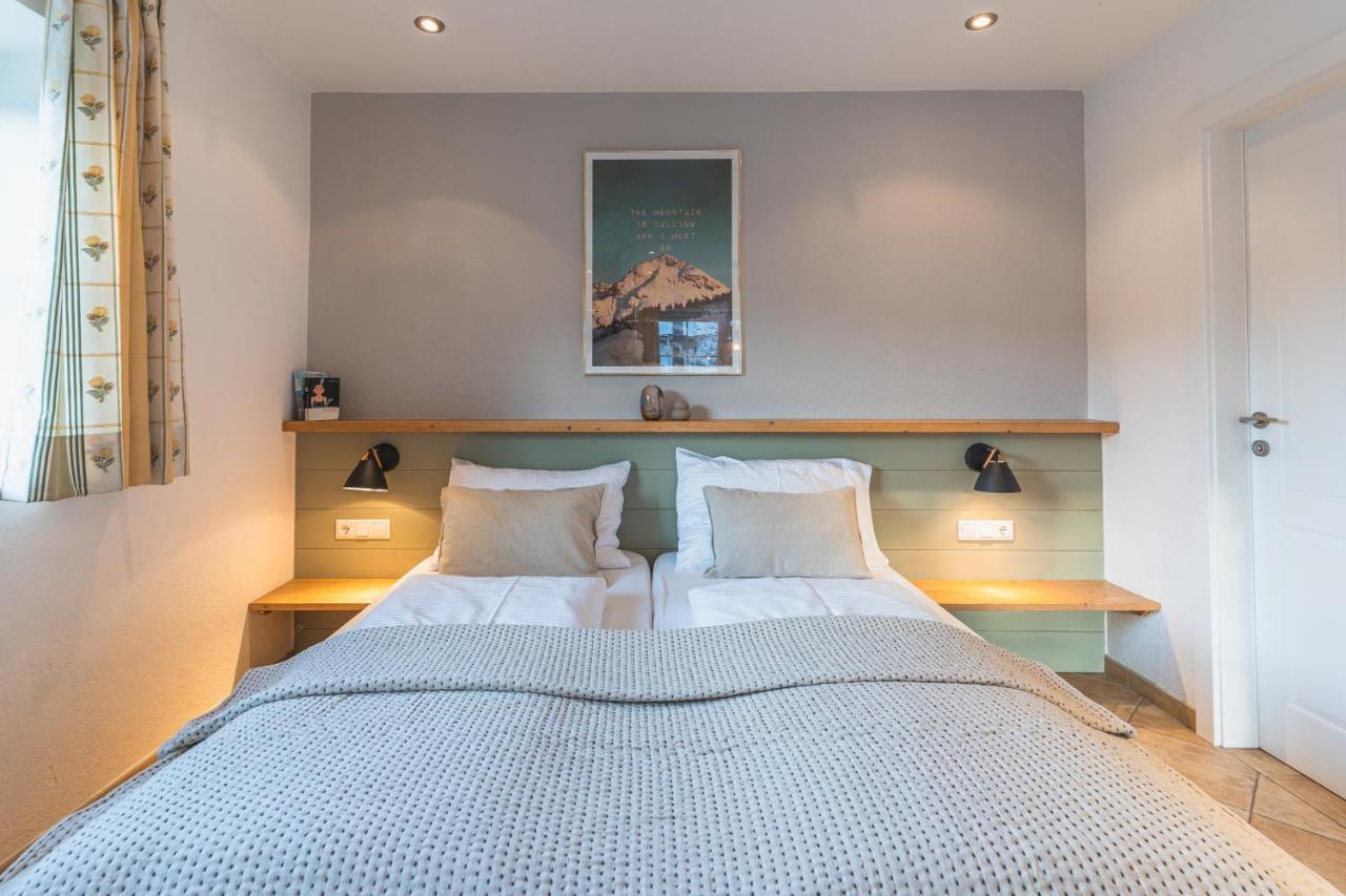 Dorfchalets & Apartments - Authentic Experience In Centre Of Kaprun Including Tauernspa And Summercard Exterior photo