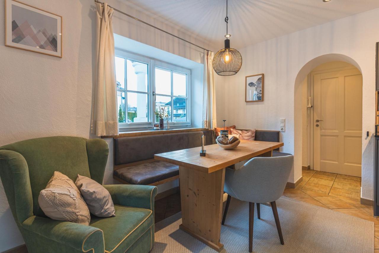 Dorfchalets & Apartments - Authentic Experience In Centre Of Kaprun Including Tauernspa And Summercard Exterior photo
